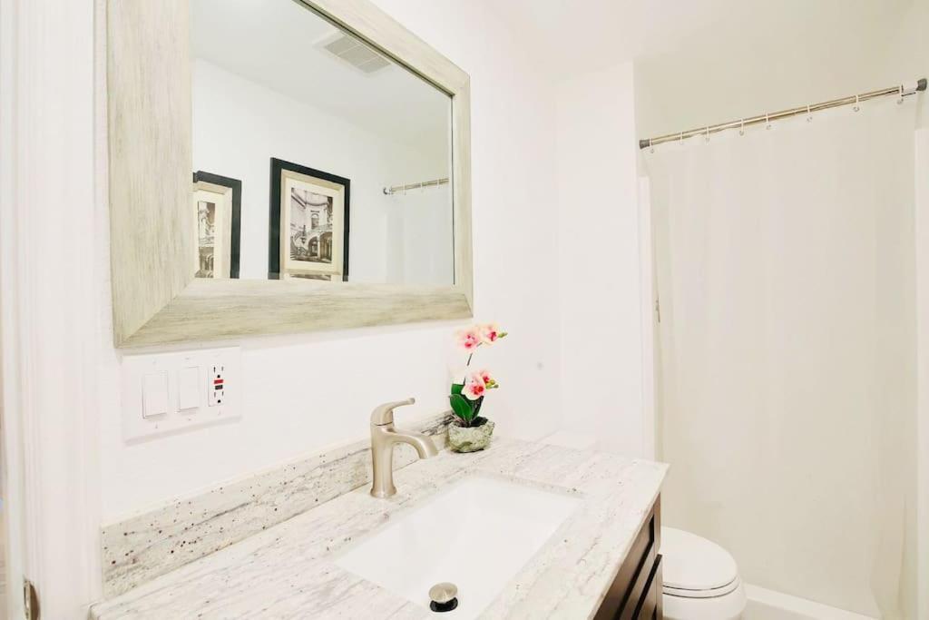 סנטה אנה 5 Rooms Villa Near Disneyland, Golf Course And Trial To Beach מראה חיצוני תמונה